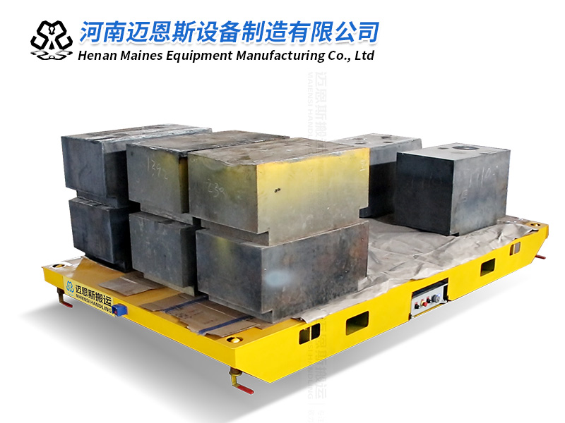 集装箱电动搬运车 加装锁扣 搬运平稳